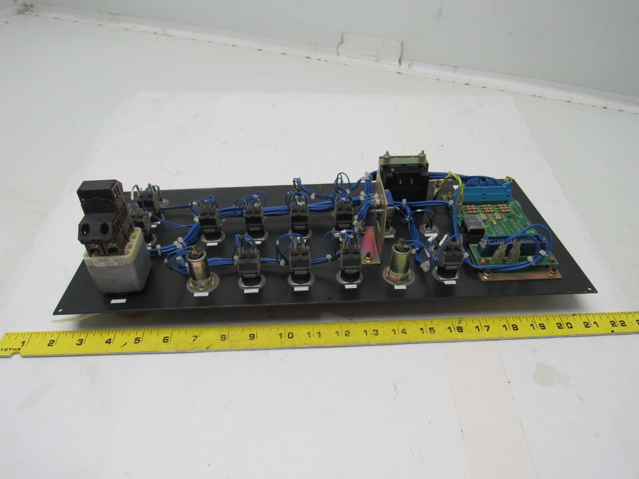 Fanuc A05B-2047-C123 Operator Panel For Built-In CRT