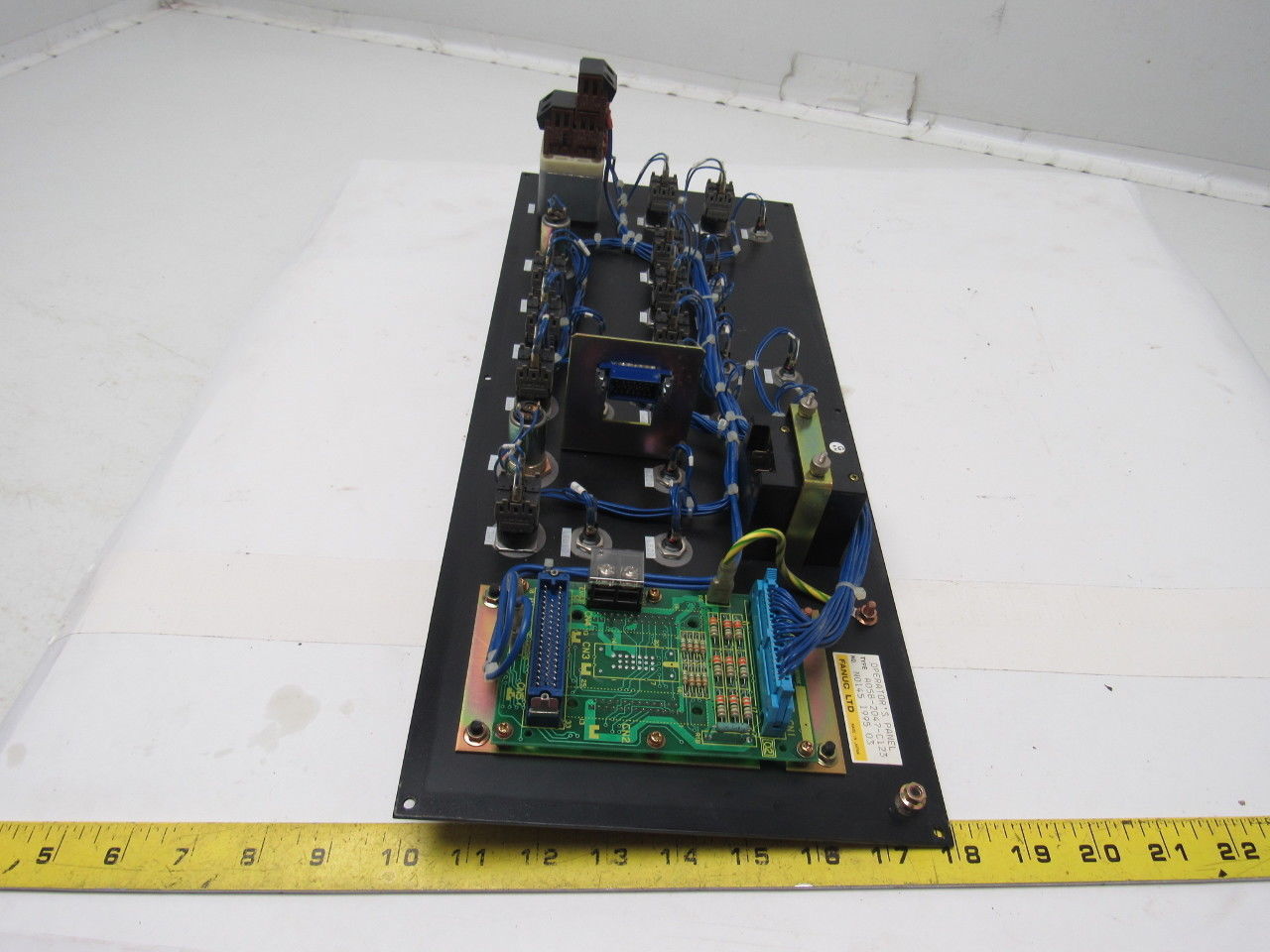 Fanuc A05B-2047-C123 Operator Panel For Built-In CRT
