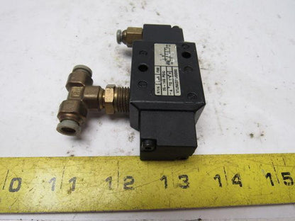 Norgren V12R4D7AX0090 Pneumatic Valve 1/4" Ports
