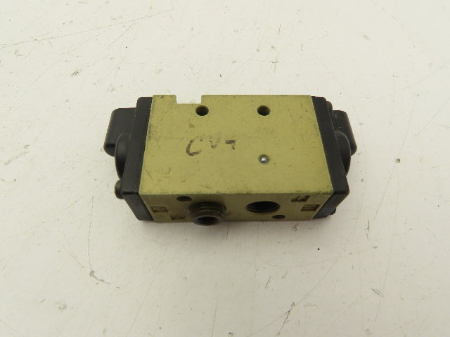 Norgren MH12BDA23A000 Pneumatic Directional Control Valve 1/8" 150PSIG Lot of 3