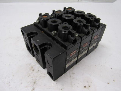 Aro Fluid Power A222PS 1119 4 Way Manifold Air Pilot Directional Valve Block