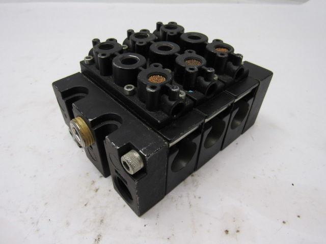 Aro Fluid Power A222PS 1119 4 Way Manifold Air Pilot Directional Valve Block