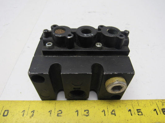 Aro A222PS Pilot Air Valve 1/4" Ports 150 PSI W/End Caps