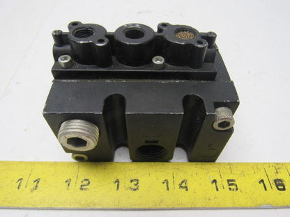 Aro A222PS Pilot Air Valve 1/4" Ports 150 PSI W/End Caps