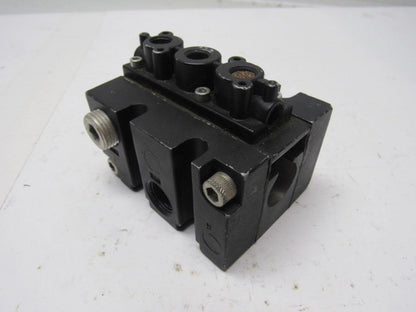 Aro A222PS Pilot Air Valve 1/4" Ports 150 PSI W/End Caps