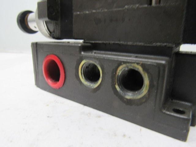 Numatics 081SS5004 Air Solenoid Valve W/081RC100O000000 Regulator