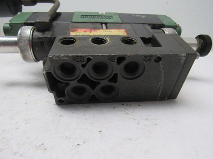 Numatics 081SS5004 Air Solenoid Valve W/081RC100O000000 Regulator