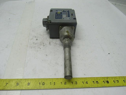Square D BFW33 Class 9025 Series B Temperature Switch 80-145° F Range 1/2" NPT
