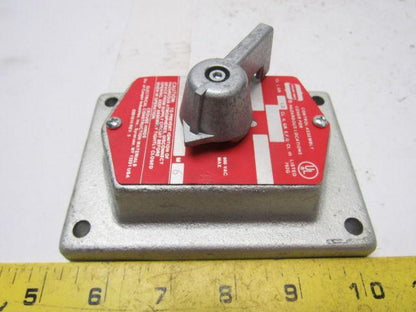 Crouse Hinds Co DSD925 600V 3 Position 2 Circuit Selector Switch Cover