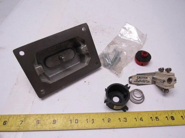 Crouse Hinds Co DSD925 600V 3 Position 2 Circuit Selector Switch Cover
