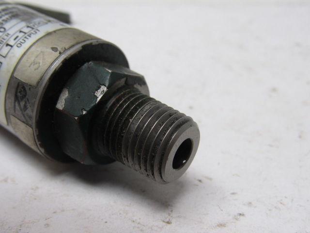 Barksdale Controls 806H4-20 Pressure Transducer 15-36 VDC Input 1-11 VDC Output