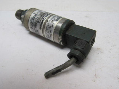 Barksdale Controls 806H4-20 Pressure Transducer 15-36 VDC Input 1-11 VDC Output