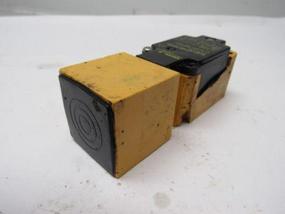 Turck Turck Ni20-CP40-VP4X Combi Prox Proximity switch 10-65 VDC