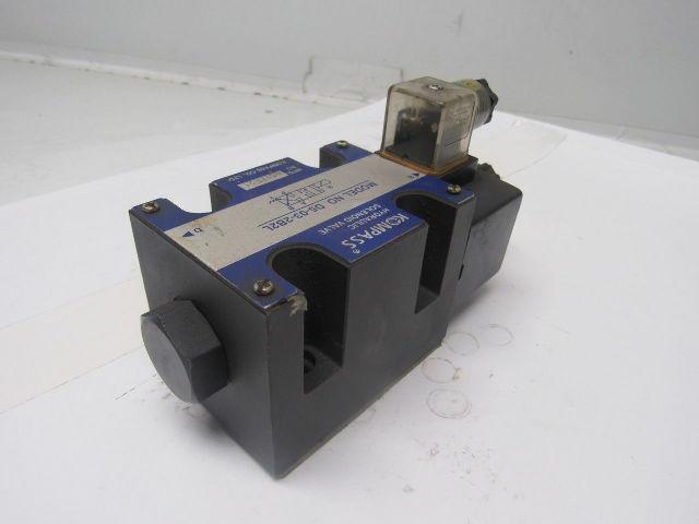 Kompass D5-03-2B2L Hydraulic Directional Control Valve 24VDC Coil