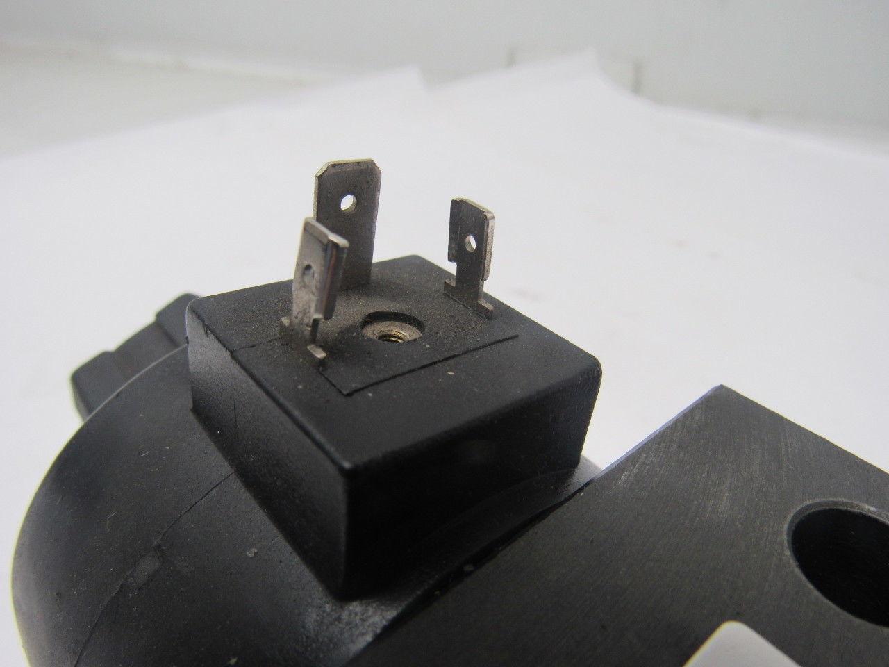 Dofluid DFA-0 3-3C2-A220-35-8J Solenoid Operated Directional Valve 220VAC Coil