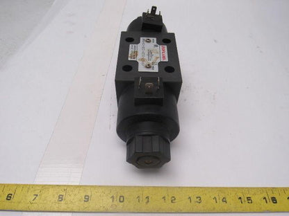 Dofluid DFA-0 3-3C2-A220-35-8J Solenoid Operated Directional Valve 220VAC Coil