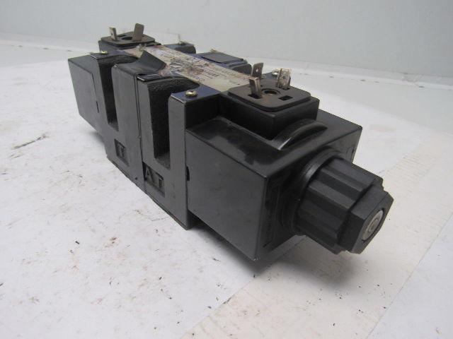 Camel Precision WH43-G03-C2-A240 Solenoid Operated Directional Valve 240V Coil