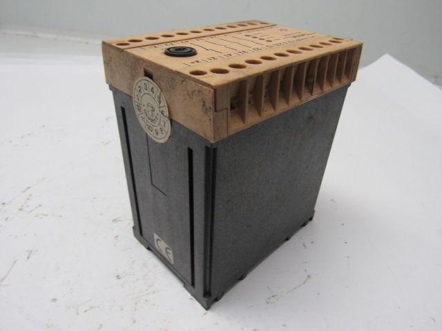 Riese RS-NAGE AR.9607.2000 24 V AC/DC 50/60 Hz. Safety Relay