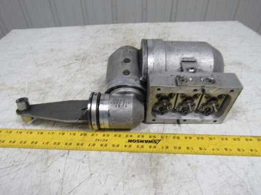 Fanuc P-100 0621-010-001A Industrial Painting Robot Wrist Assembly