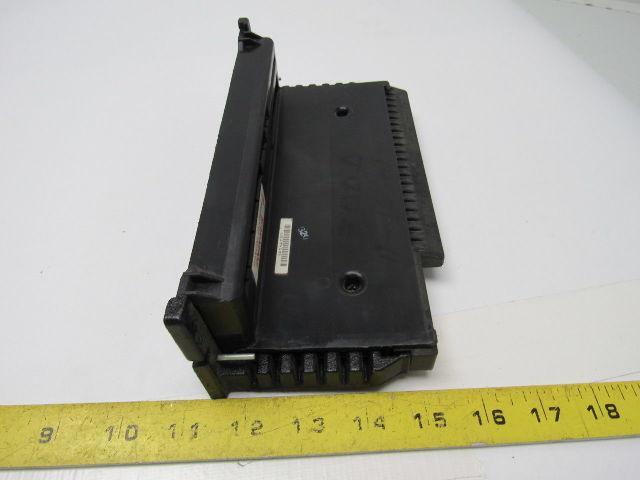 Fanuc IC660TBD024A Terminal Block Assembly 12/24VDC 32 SRC
