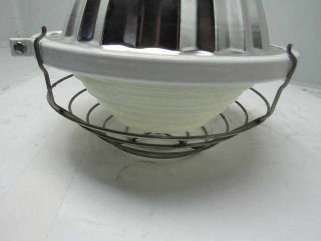 GE Lighting H2000-W5N Filtr-Gard Hazardous Location Refactor Globe & Cage NOS