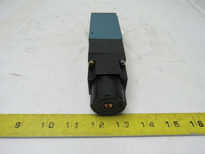 Mac PR82A-GTCA Sandwich Pressure Regulator W/Manual Adjust Locking Knob