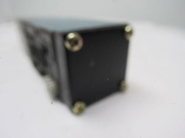 Mac PR82A-GTCA Sandwich Pressure Regulator W/Manual Adjust Locking Knob