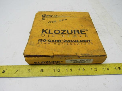 Garlock 25003-6360 Klozure Model 23 Single Lip Split Oil Seal 4" X 5" X 0.375"