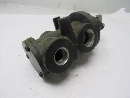 Norgren D1035C-MK 3/2 (3 way) Poppet Valve 3/4" Ports