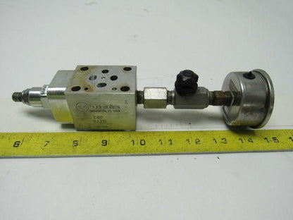 Sun Hydraulics EBP Sandwich Body Aluminum Hydraulic Manifold W/0-1500 Bar Gauge