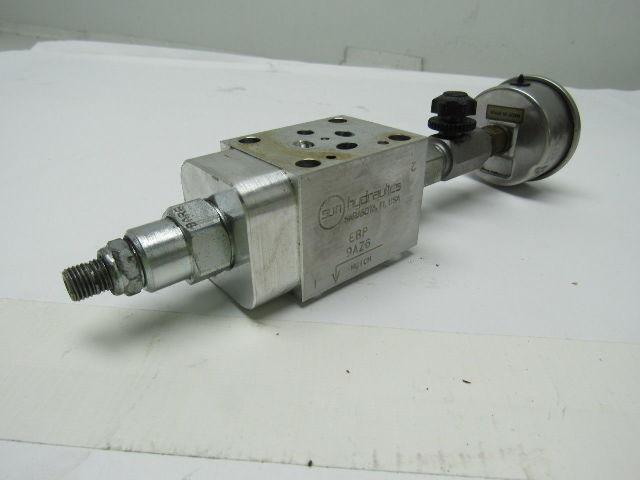 Sun Hydraulics EBP Sandwich Body Aluminum Hydraulic Manifold W/0-1500 Bar Gauge