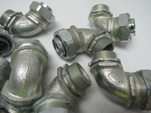 Appleton ST-90100ST-9038 Liquid tight Connector 1" 90° Non-Insulated Lot of 1