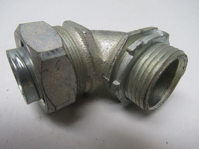 Appleton ST-90100ST-9038 Liquid tight Connector 1" 90° Non-Insulated Lot of 1