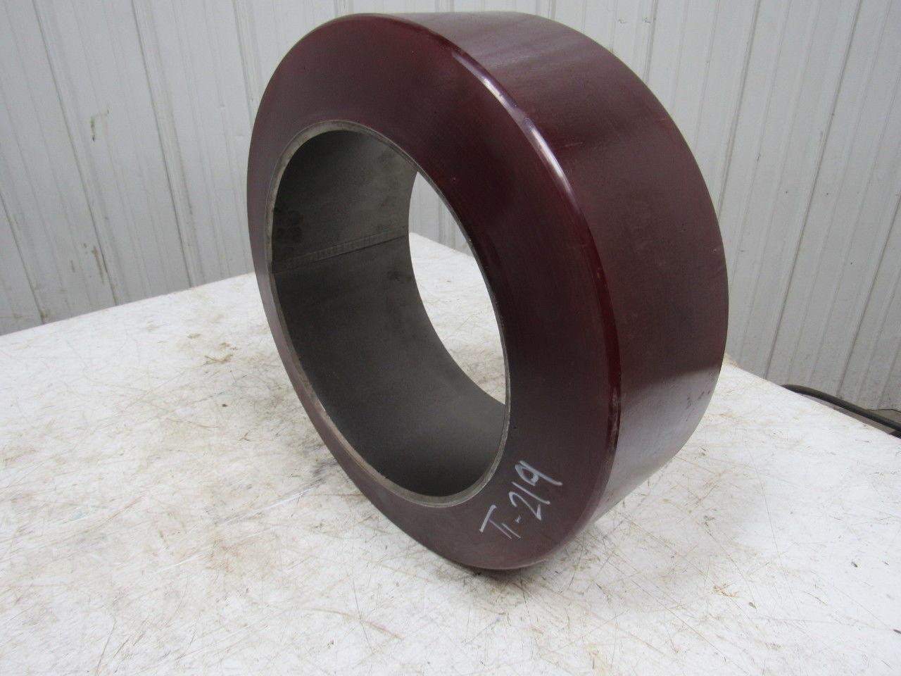 18 X 7 X 5-3/4 Smooth Polyurethane Press On Forklift Tire Wheel