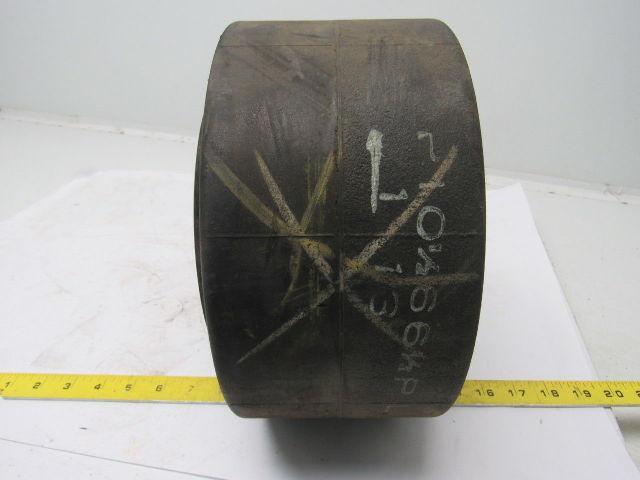 Monarch 10-1/2"X6"X6-1/2" Press On Smooth Solid Rubber Forklift Tire Wheel