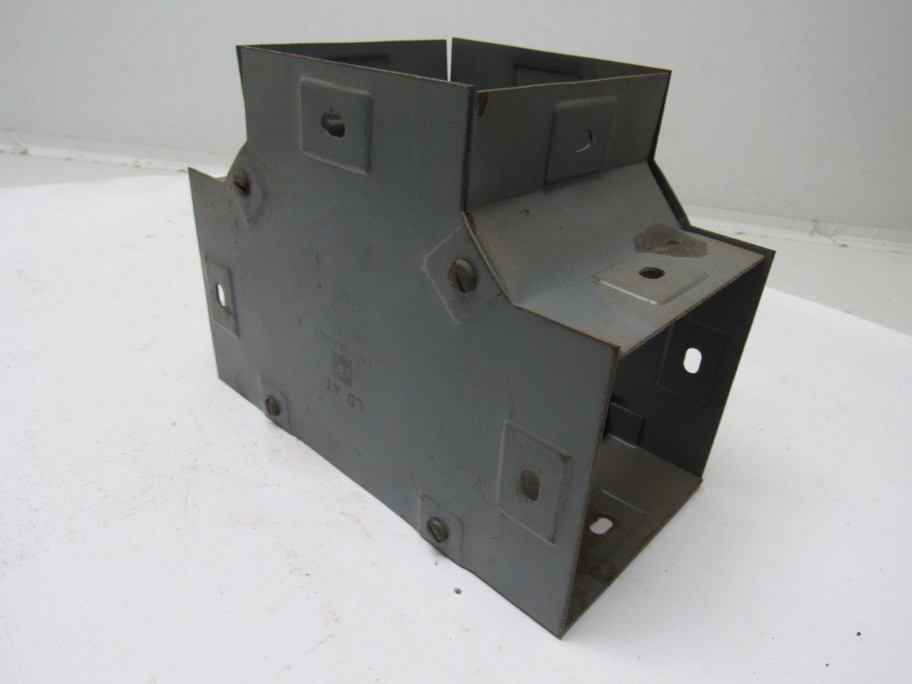 Square D LD 4T 4" X 4" Lay In Wire Way Auxiliary Gutter Tee W/Screw On Cover