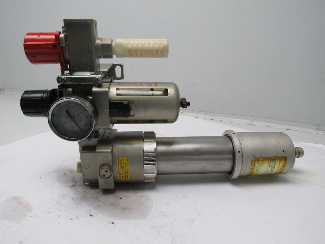 SMC IDG100-N04-P Membrane Air Dryer W/Regulator & Lock Out 1/2" NPT