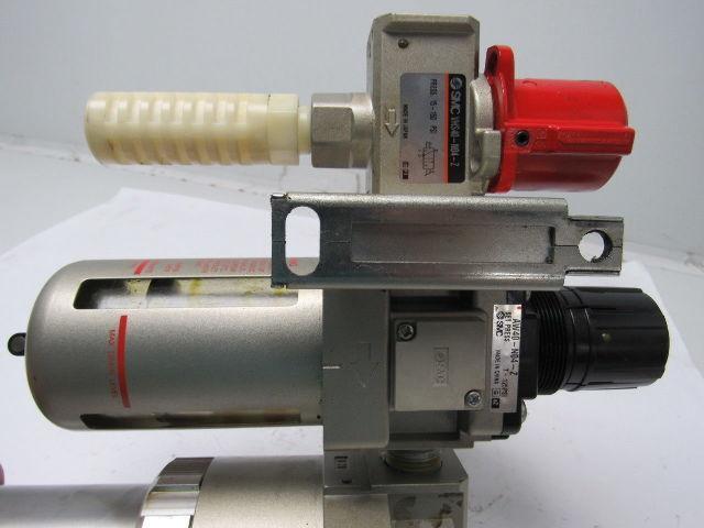 SMC IDG100-N04-P Membrane Air Dryer W/Regulator & Lock Out 1/2" NPT
