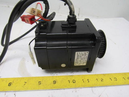 Yaskawa SGMPH-02A1A-YR31 AC Servo Motor 200V 200W 2.0A 3000 RPM
