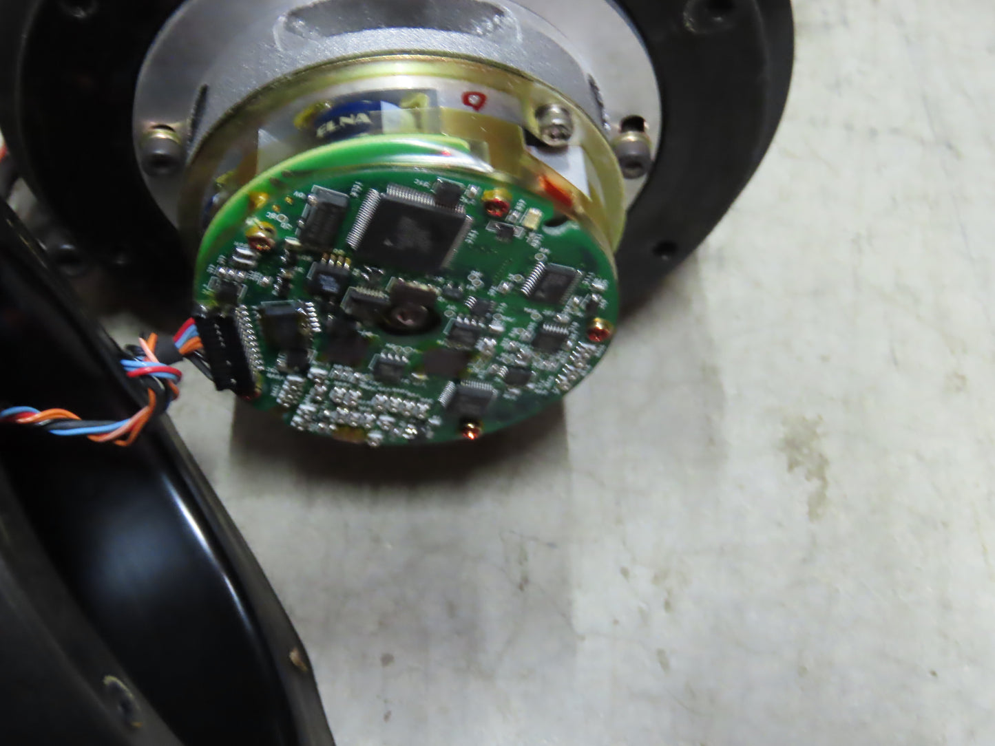 Yaskawa SGMDH-12A2A-YR12 Servo Motor 1150W 7.3A 2000 RPM W/UTSAH-B17BA Encoder