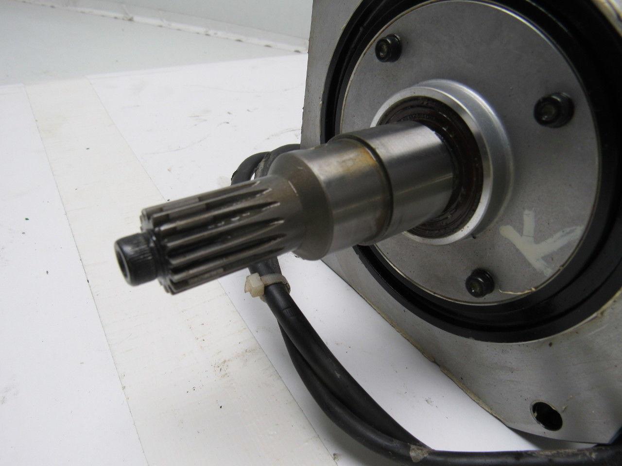 Yaskawa SGMDH-12A2A-YR12 Servo Motor 1150W 7.3A 2000 RPM W/UTSAH-B17BA Encoder