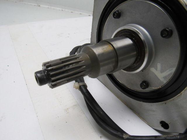 Yaskawa SGMDH-12A2A-YR12 Servo Motor 1150W 7.3A 2000 RPM W/UTSAH-B17BA Encoder