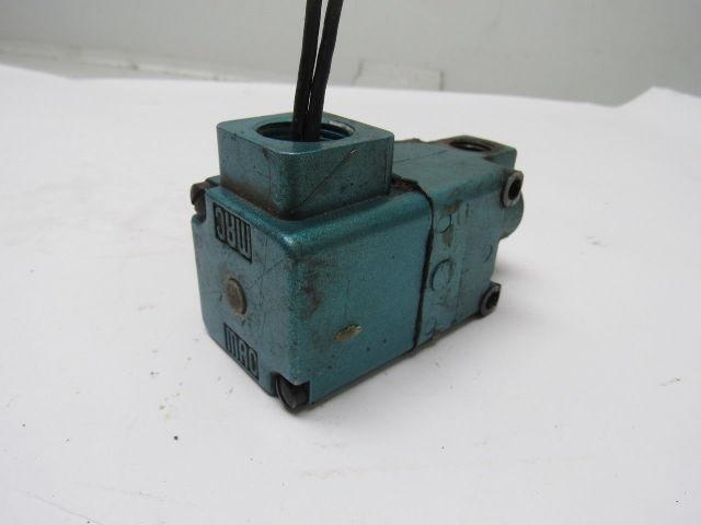 Mac 225B-1110 Pneumatic Solenoid Valve 120V 150PSI