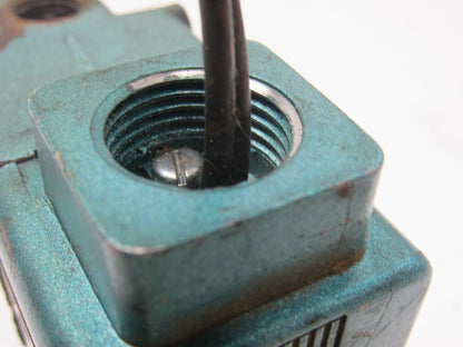 Mac 225B-1110 Pneumatic Solenoid Valve 120V 150PSI