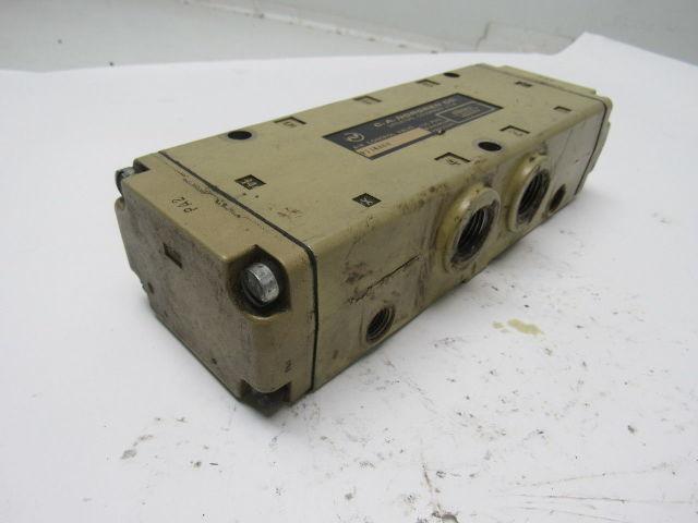 Norgren P71KA06 5-Port Air Control Valve 1/2" NPT Ports