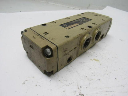 Norgren P71KA06 5-Port Air Control Valve 1/2" NPT Ports