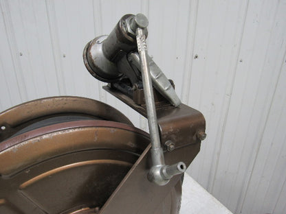 Alemite Stewart Warner 1233.B1 Hose Reel 19" Diameter W/3688-A Gear Oil Gun