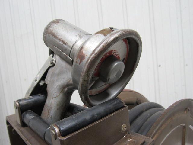 Alemite Stewart Warner 1233.B1 Hose Reel 19" Diameter W/3688-A Gear Oil Gun