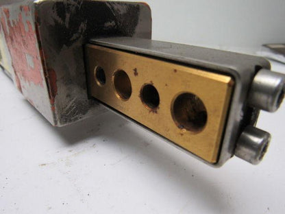 Welker Bearing WPA-24-23-90 Pneumatic Shot Pin Assembly W/Proximity Switch