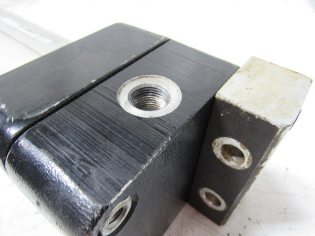 HoerbigerOriga P126-S/20X22-BM Pneumatic Rodless Cylinder 63mm Bore x 22" Stroke